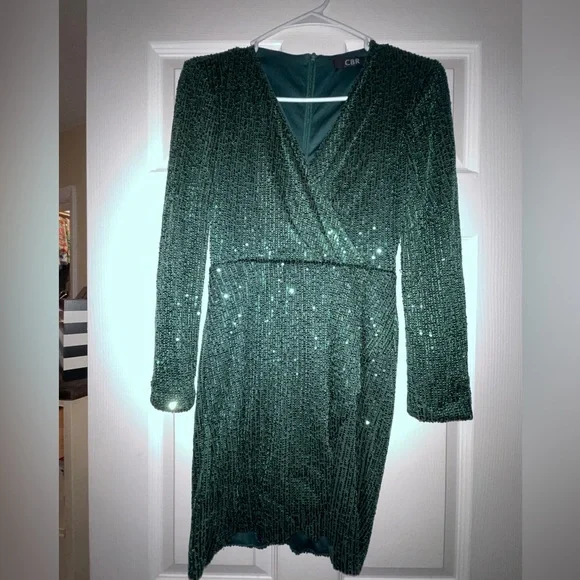 long sleeve emerald green sequin dress Fringed Long-Sleeve Short Sequin Hoco Dress main image 1